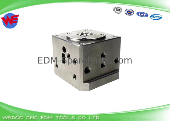 AQ400 AQ600 Οδηγός Κρατήρας Block Sodick EDM Μέρη Die Block L Επάνω θέση