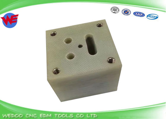 Α290-8101-X509 Επάνω πλάκα απομόνωσης Fanuc EDM Τμήματα A-C σειράς 40*40*34